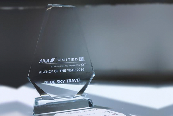 GIẢI THƯỞNG AGENCY OF THE YEAR 2016 CỦA ANA VÀ UNITED AIRLINES 